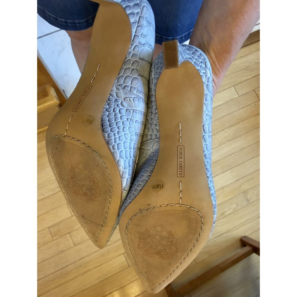 Vince Camuto Size US 8.5MPale light Blue Croc Embossed Point Toe Pump Shoe - Picture 3 of 9